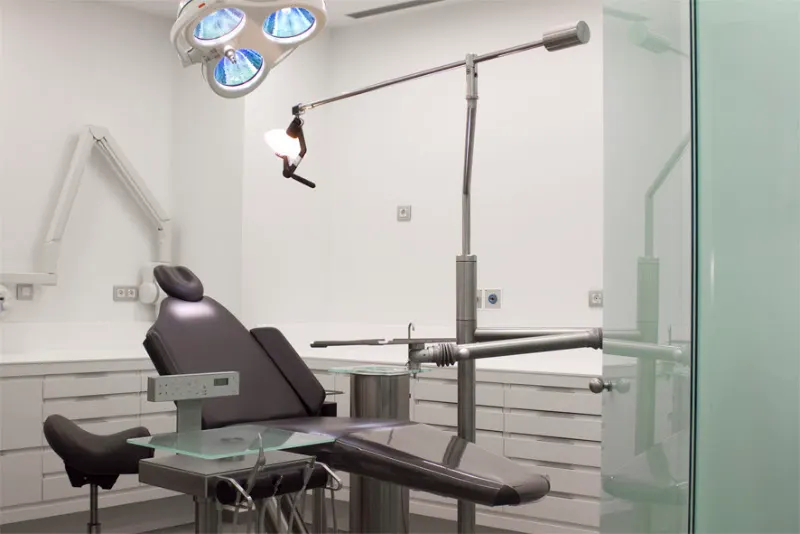 DENTAL VELA-SEGALÀ, S.C.PROFESIONAL