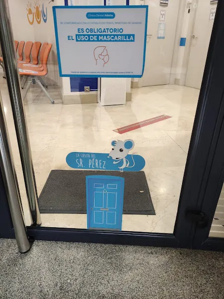 Clínica Dental Adeslas