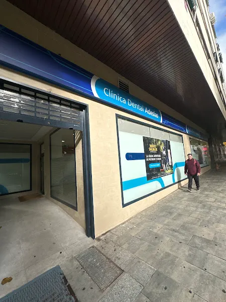 Clínica Dental Adeslas
