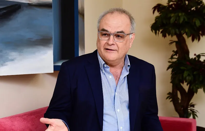 Clínica Dental Dr. Francisco Cabrera Panasco - Dentista en Arrecife - foto 2