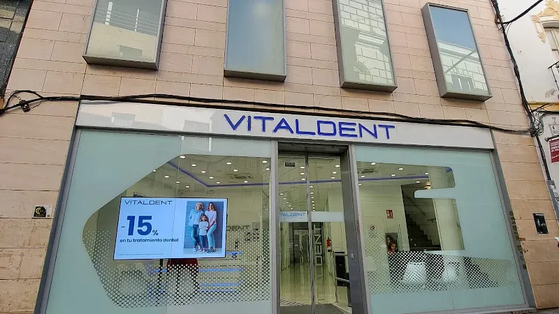 Miguel Antonio Hernández - Dentista en Mérida - foto 2