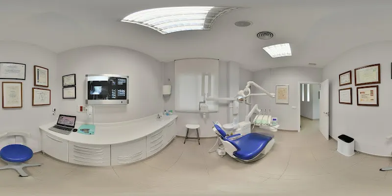 Clínica Andos Dental - Clínica dental en Boadilla del Monte