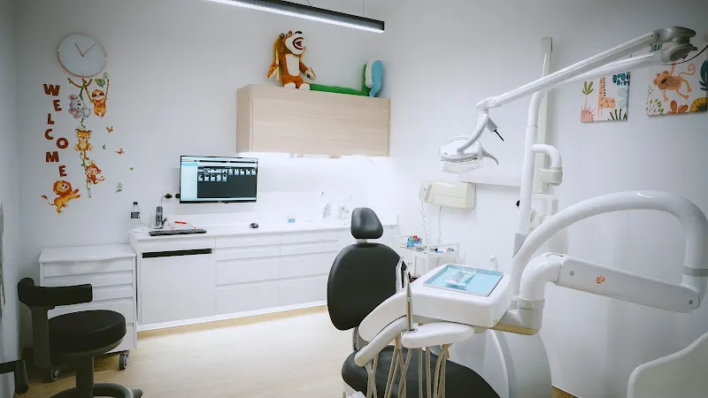 Clínica Dental Airam - Dra. María de Luis