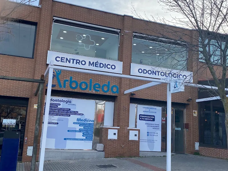 Centro Médico Odontológico Arboleda- DENTISTAS en Boadilla del Monte - Clínica dental en Boadilla del Monte - foto 2