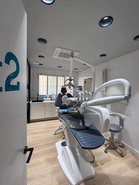 Clínica Dental ICEO Maspalomas - Dentista en Santa Lucia de Tirajana - foto 2