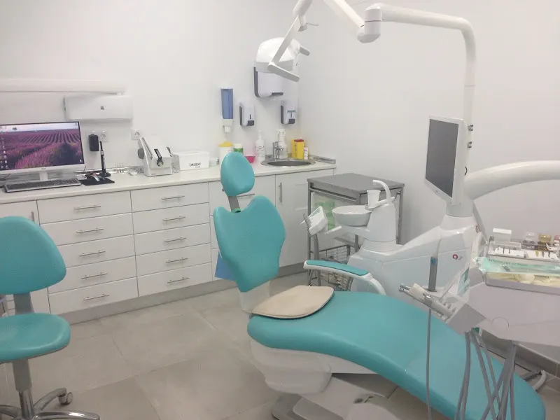 Clinica dental Dunas - Clínica dental en San Fernando - foto 2