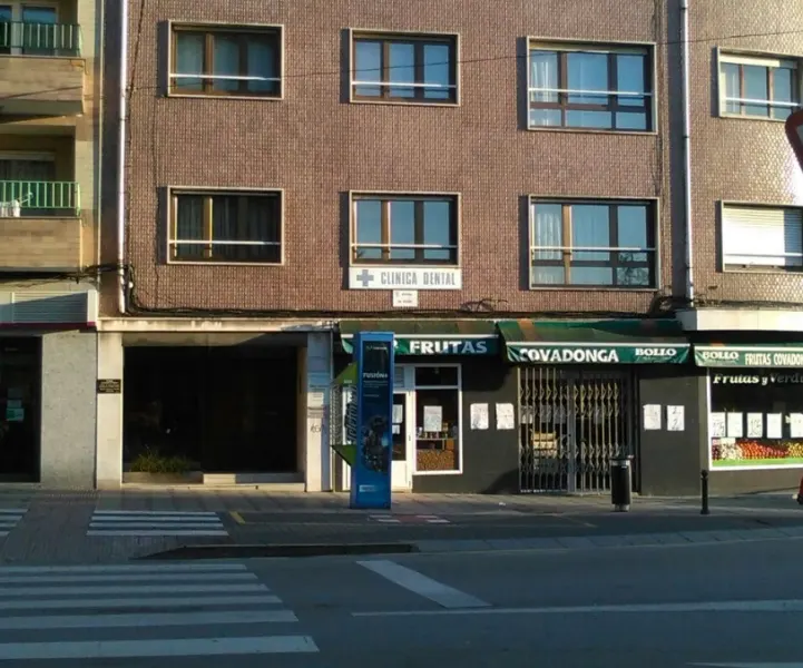 Clínica Dental Dr. Andrada - Dentista en Gijón - foto 2