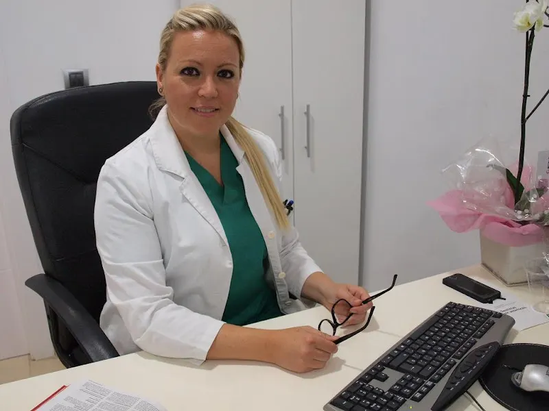 Clínica Dental Camelia Pomares - Clínica dental en Elda - foto 2