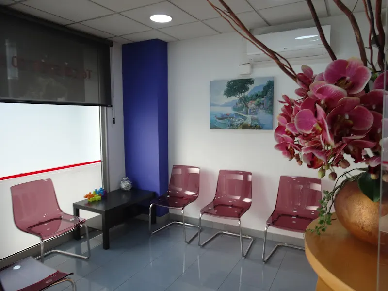 Clínica Dental Dr. Machuca