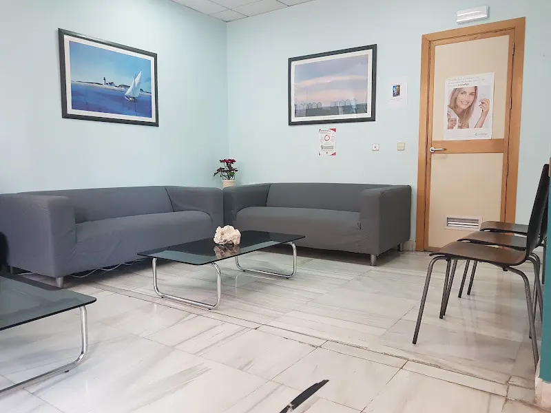 PEJARA ASOCIADOS S.L. - Clínica dental en Tres Cantos - foto 2