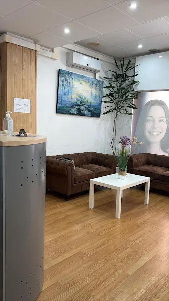 Gava Dental Care - Clínica dental en Gavà - foto 2
