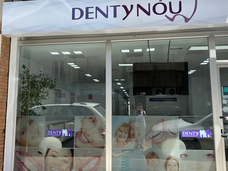 Clinica dental Dentynou Figueres - Clínica dental en Figueres - foto 2