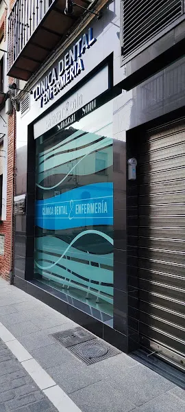 Clínica Dental y Enfermería Salazar & Soto - Clínica dental en Antequera - foto 3