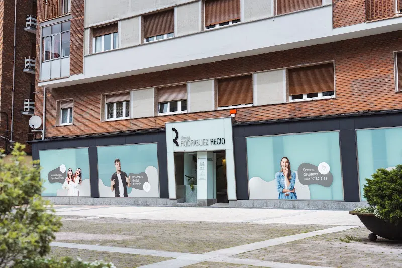 Clínica Rodríguez Recio la Felguera - Dentista en Langreo - foto 2