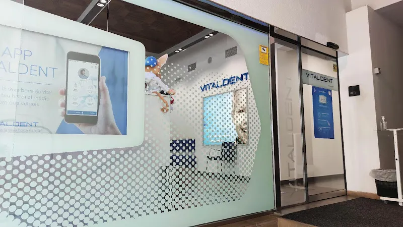 Attme-Geuna S.L. - Clínica dental en Igualada - foto 2