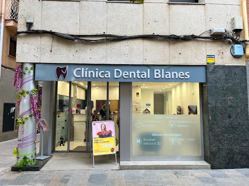 Juan Domingo Campano Mosquera - Dentista en Blanes - foto 3