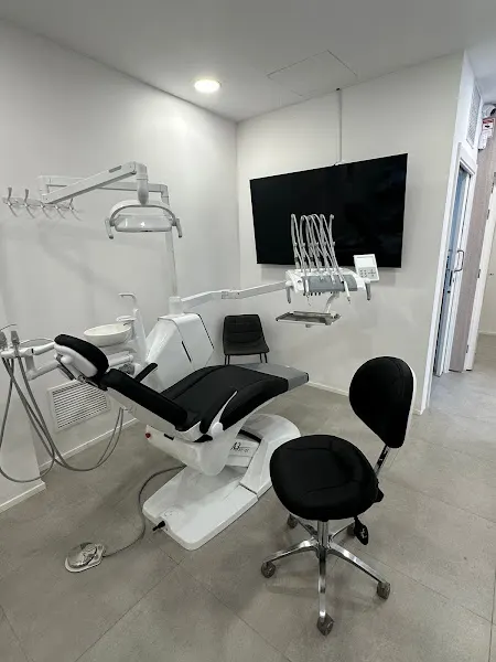 MQDENT - Clínica Dental en Lloret de Mar