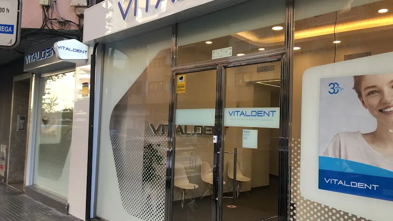 Clínica Dental Vitaldent - Clínica dental en Palma - foto 2