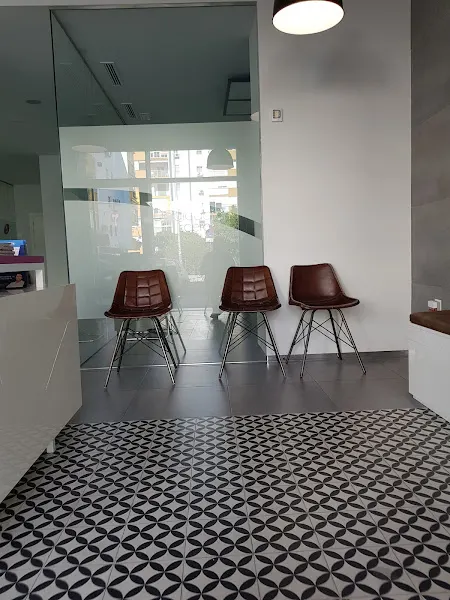 San Carlos Dental en Sevilla