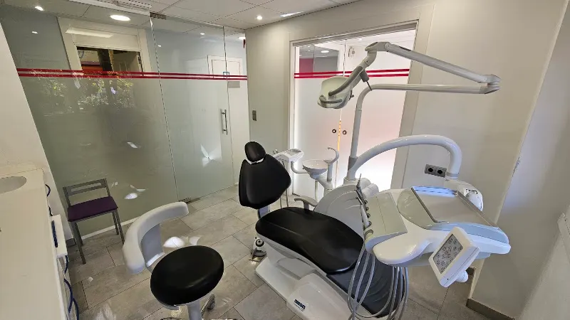 Clinica Dental Los Paseos en Tomelloso