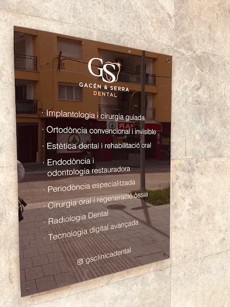Clínica Dental Gacén & Serra