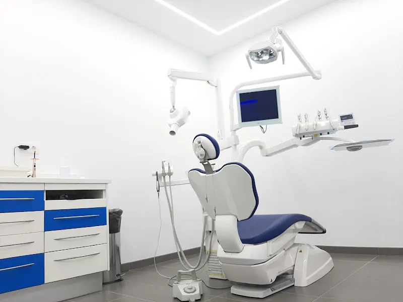 Dentix - Clínica dental en Cambrils - foto 3