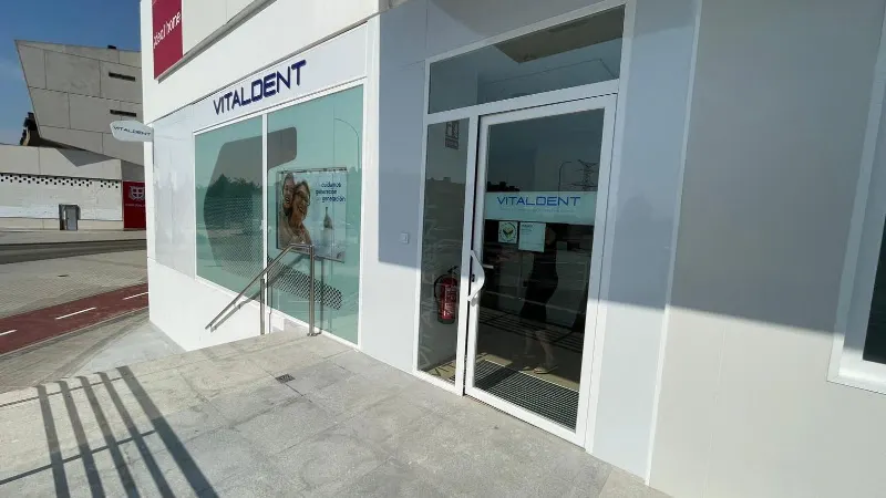 Clínica Dental Vitaldent - Clínica dental en Arroyomolinos - foto 2