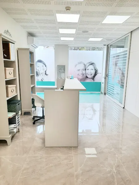 Dra. Inés Pérez Castillo - Clínica dental Hellín -