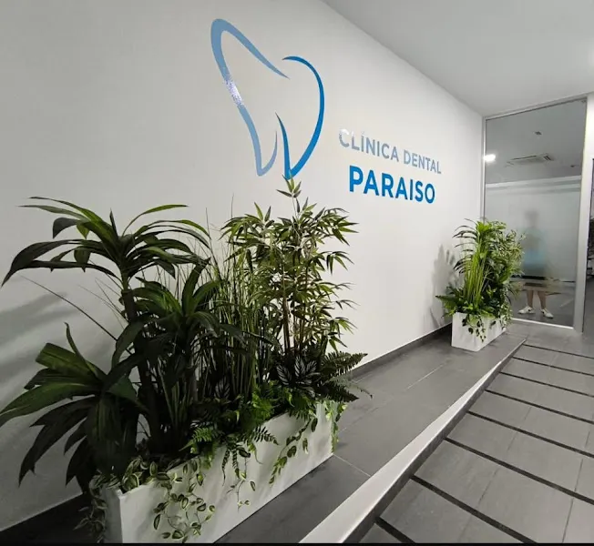 Clínica Dental Paraíso | Dentista en Carmona