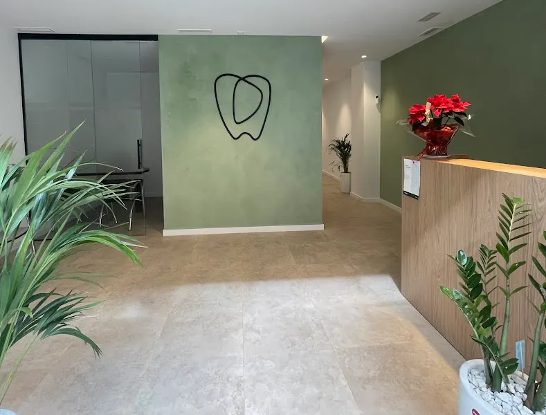 Clínica Dental María Melguizo - Dentista en Catarroja - foto 2