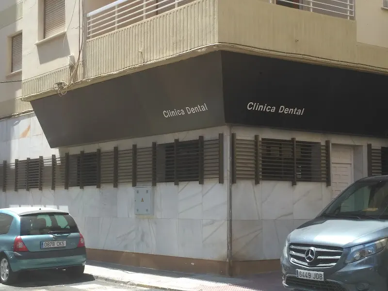 Clínica Dental Arce Calderón - Almería