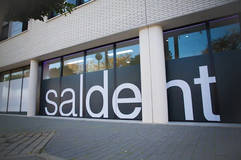 Martínez Rodríguez Antonia - Dentista en Salou - foto 2