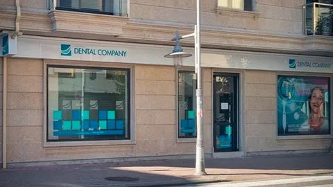 Dental Company Cangas - Clínica dental en Cangas - foto 2