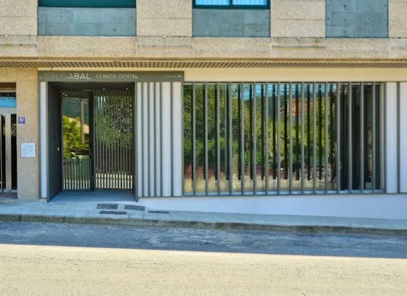 Clínica Dental Jesús Abal