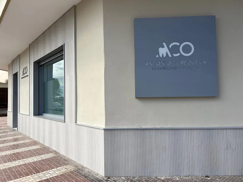 Antonio Cerezuela Odontología - ACO - Clínica dental en Adra - foto 2