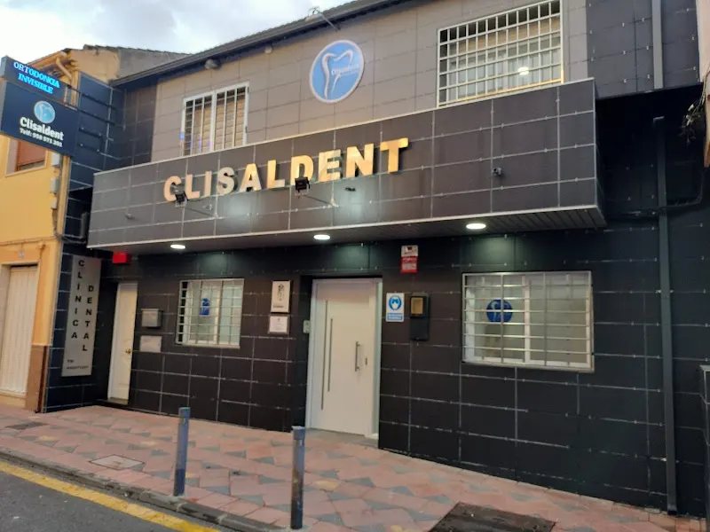 Clínica dental Clisaldent - Dentista en Armilla - foto 2