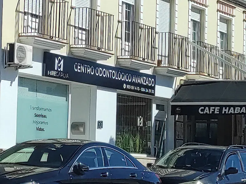 MIRECARLIA - Centro Odontológico Avanzado