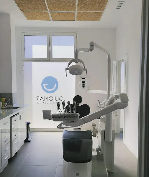 Guiomar Clínica Dental - Clínica dental en Galdar - foto 2