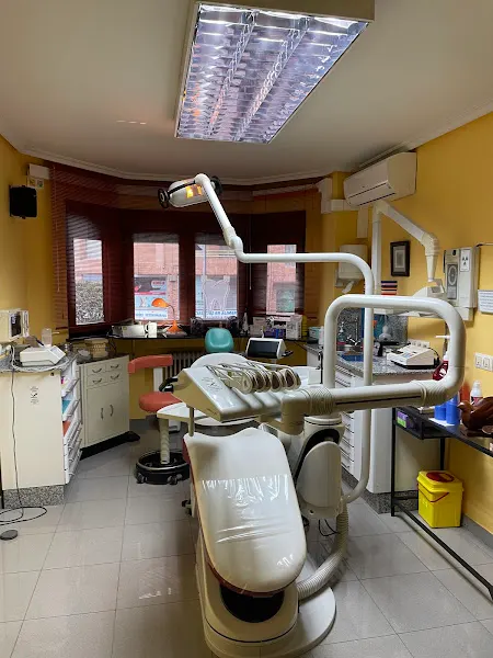 Clínica dental Piedras Blancas-Dr. Pedro Lopez Fernández - Castrillón