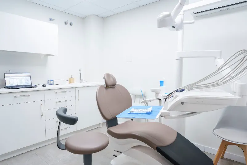 Clínica Dental Cleardent Gójar - Clínica dental en La Zubia - foto 2