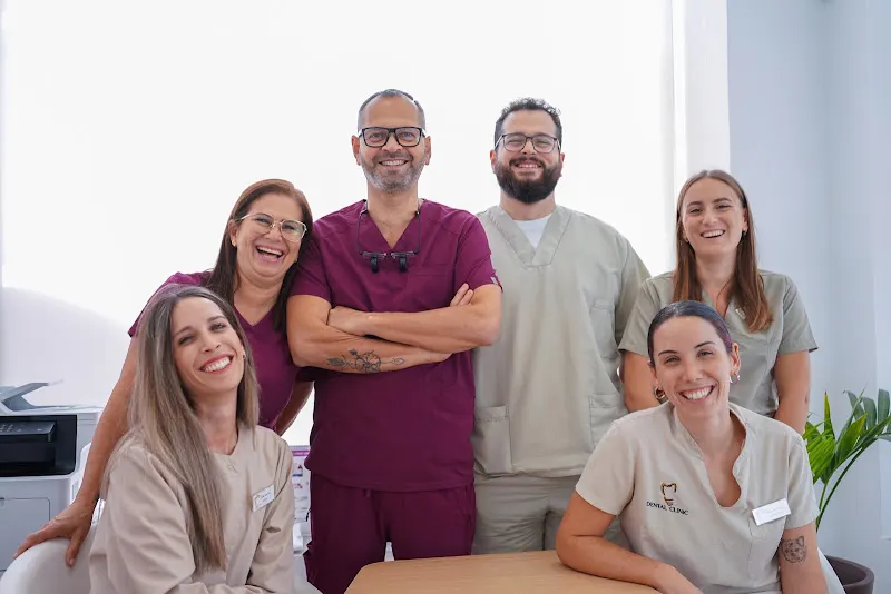 Coronada Garcia Gordillo - Dentista en Villafranca de los Barros - foto 3