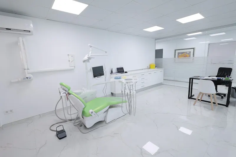 Clínica Dental | Dra. Eugenia Viñals & Dra. Alba Carreras