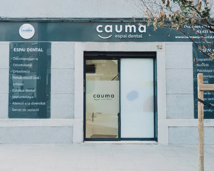 Cauma Espai Dental🦷 - Dentista en Barcelona - foto 2