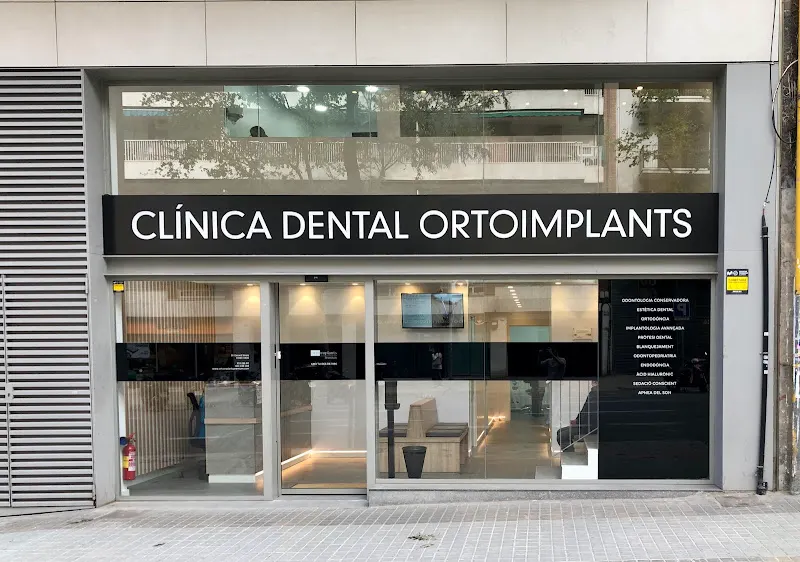 Clínica Dental Ortoimplants - Clínica dental en Barcelona - foto 2