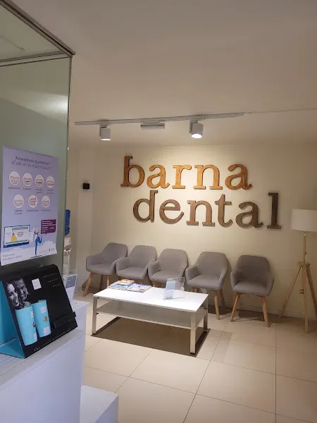 Clínica Barnadental - Clínica dental en Barcelona - foto 2