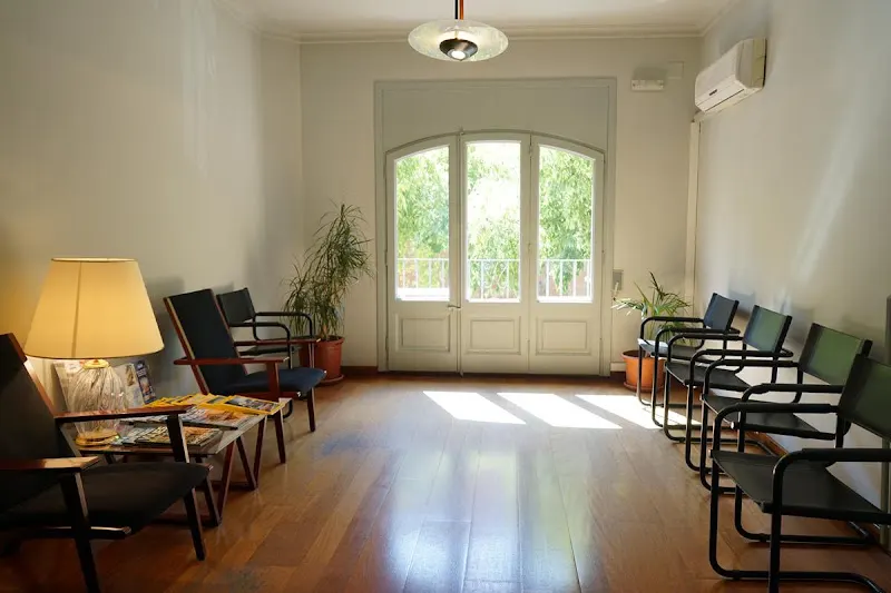 Clínica dental Manila - Barcelona