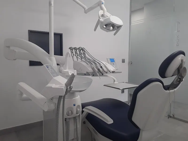 Clinica Dental Almeida & Miras