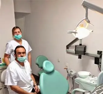 CLÍNICA DENTAL CRAYWINCKEL-Carlos Masip Santurio - Dentista en Barcelona - foto 2