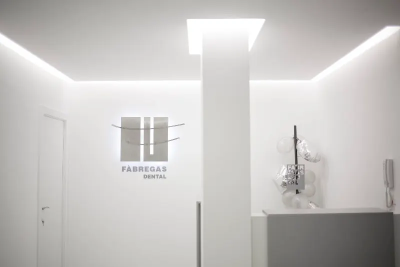 Fàbregas dental - Clínica dental en Barcelona - foto 3