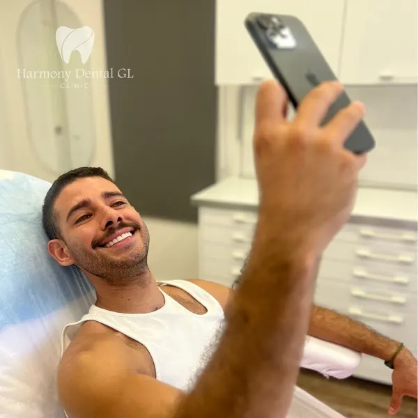 Harmony Clinic - Carillas Dentales Barcelona - Diseño de Sonrisa - Clínica dental en Barcelona - foto 2